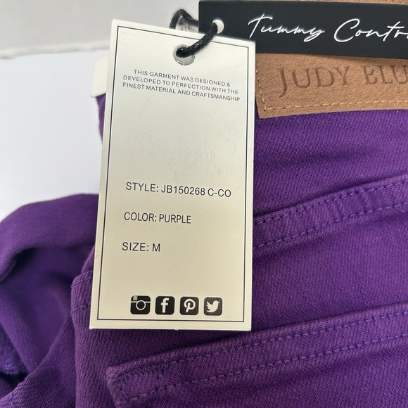 Judy Blue‎ NWT Hi-Rise Tummy Control Purple Denim Shorts Sz Medium Style #150268 - Picture 2 of 6